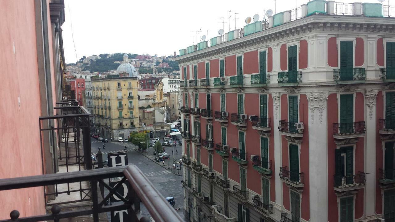Una Casetta Al Centro Di Napoli Zewnętrze zdjęcie